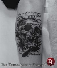 Trash skull tattoo